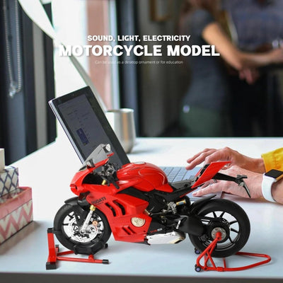 1:6 Ducati Panigale V4 SP2 Model Motosiklet Sesli Işıklı ve Hareketli - Roket Oyuncak