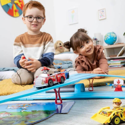 Carrera 1.First Paw Patrol Chase ve Marshall Yarış Pisti
