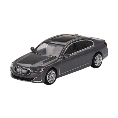 Mini GT 1:64 BMW 750Li xDrive Bernina Grey Amber Effect