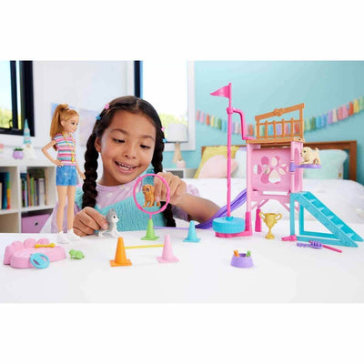 Barbie Stacie nin Köpekçik Oyun Parkı HRM10 - Roket Oyuncak