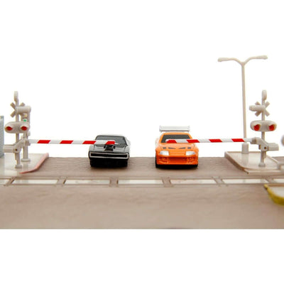 Fast & Furious Nano Tren Sahnesi Diorama Final Race - Roket Oyuncak