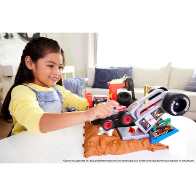 Hot Wheels Monster Trucks Arenada Mücadeleye Başla HNB88 - Roket Oyuncak
