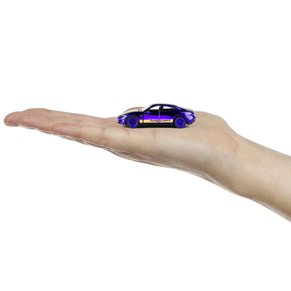 Majorette Deluxe Arabalar Tekli Paket Porsche Taycan Turbo S