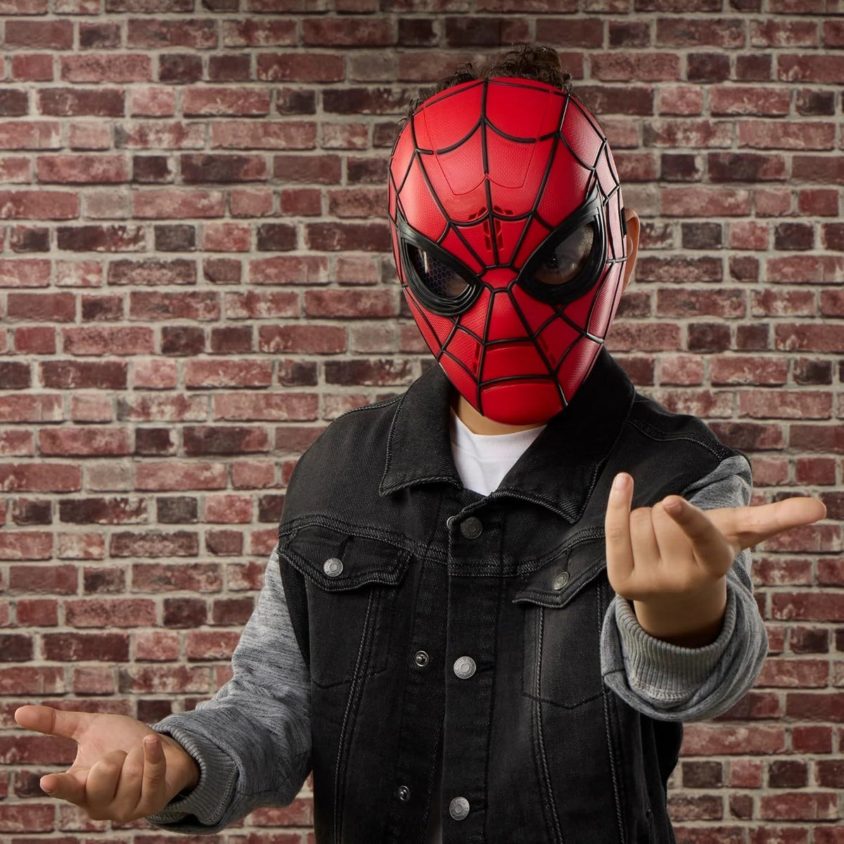 Marvel Spider-Man Wisecrackin’ Glow Işıklı ve Sesli Elektronik Maske