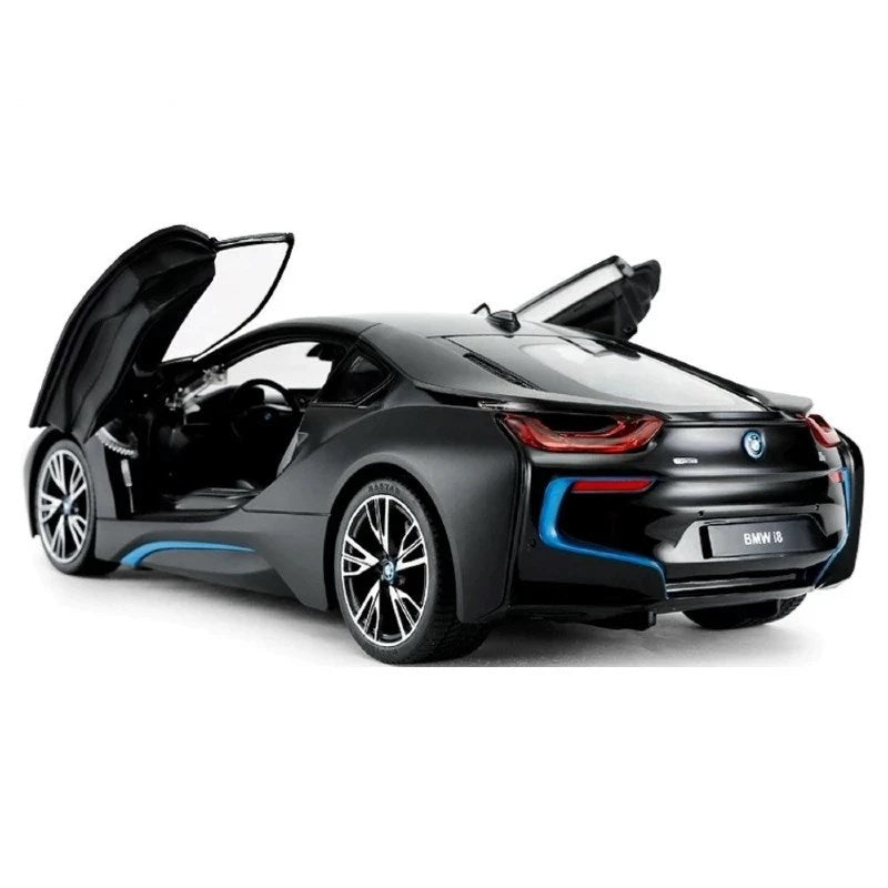 Rastar Bmw i8 Uzaktan Kumandalı Işıklı Araba Siyah arka görünüm, açılan kapılar, detaylı model tasarımı.