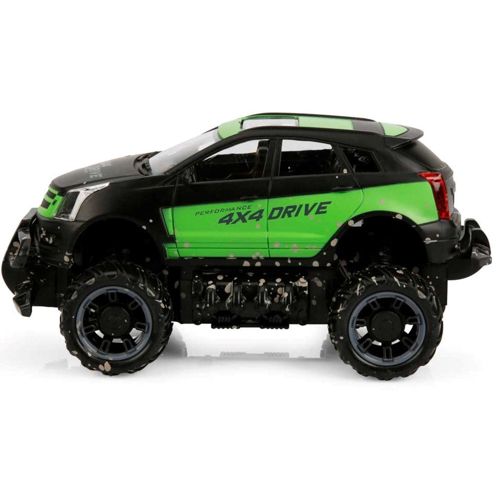 Crazon 4x4 Crazy Off-Road Uzaktan Kumandalı Araba Siyah Yeşil yan görünüm, büyük tekerlekleri ile sağlam tasarım.