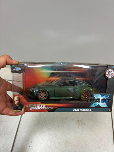 Outlet - Jada 1:24 Fast X 2023 Nissan Z Die-Cast Model Araç (Kutusu Hasarlı)