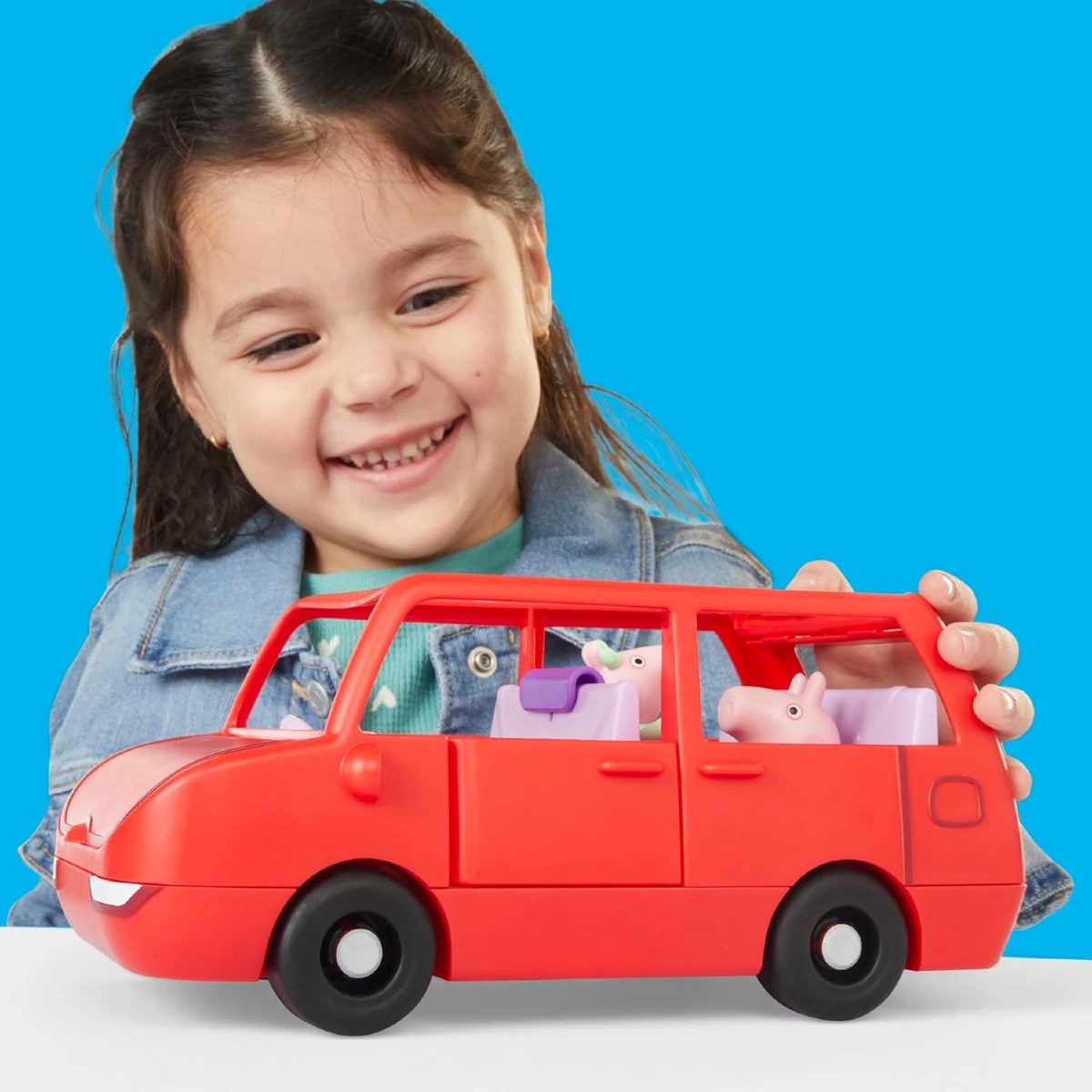 Peppa Pig Peppa Büyük Aile Arabası Oyun Seti