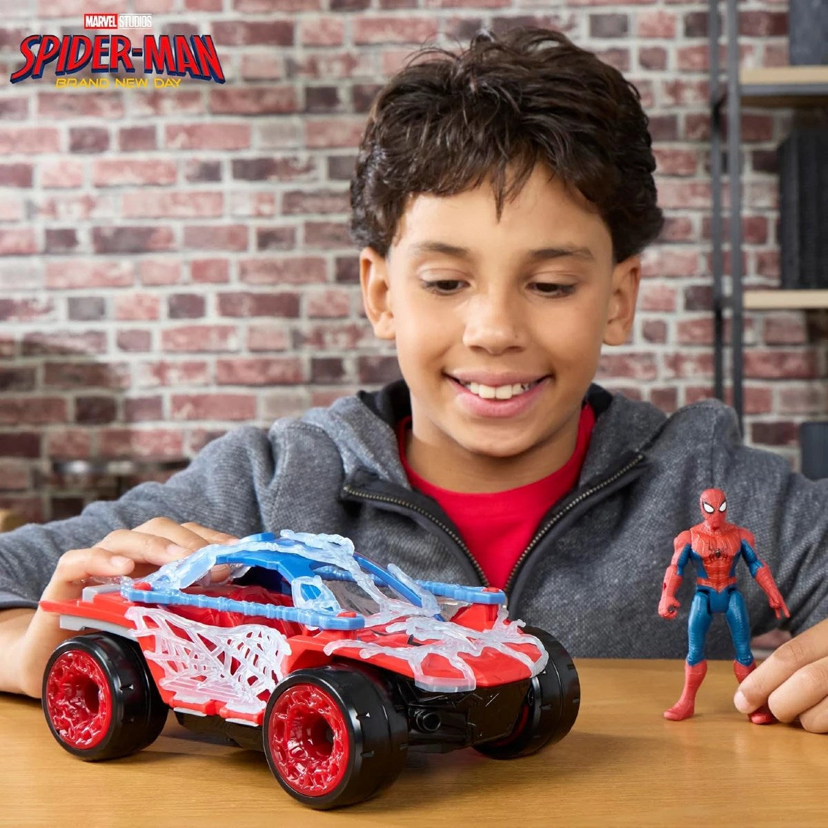 Marvel Spider-Man Ağ Fırlatma Aracı ve Spider-Man Figürü