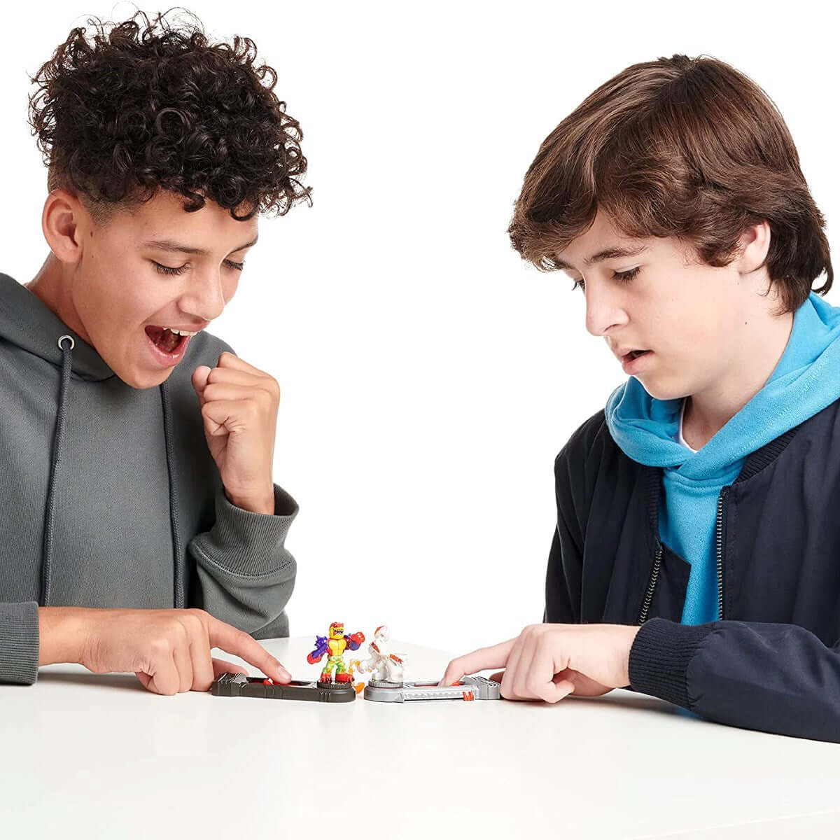 Akedo S1 2'li Paket Tailwhip vs Epic White Wraith