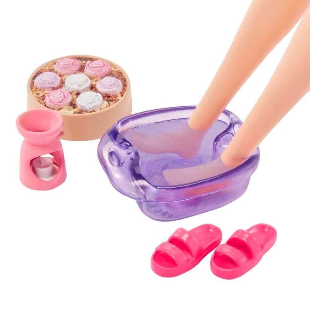 Barbie Spa Günü Bebekleri Sarışın