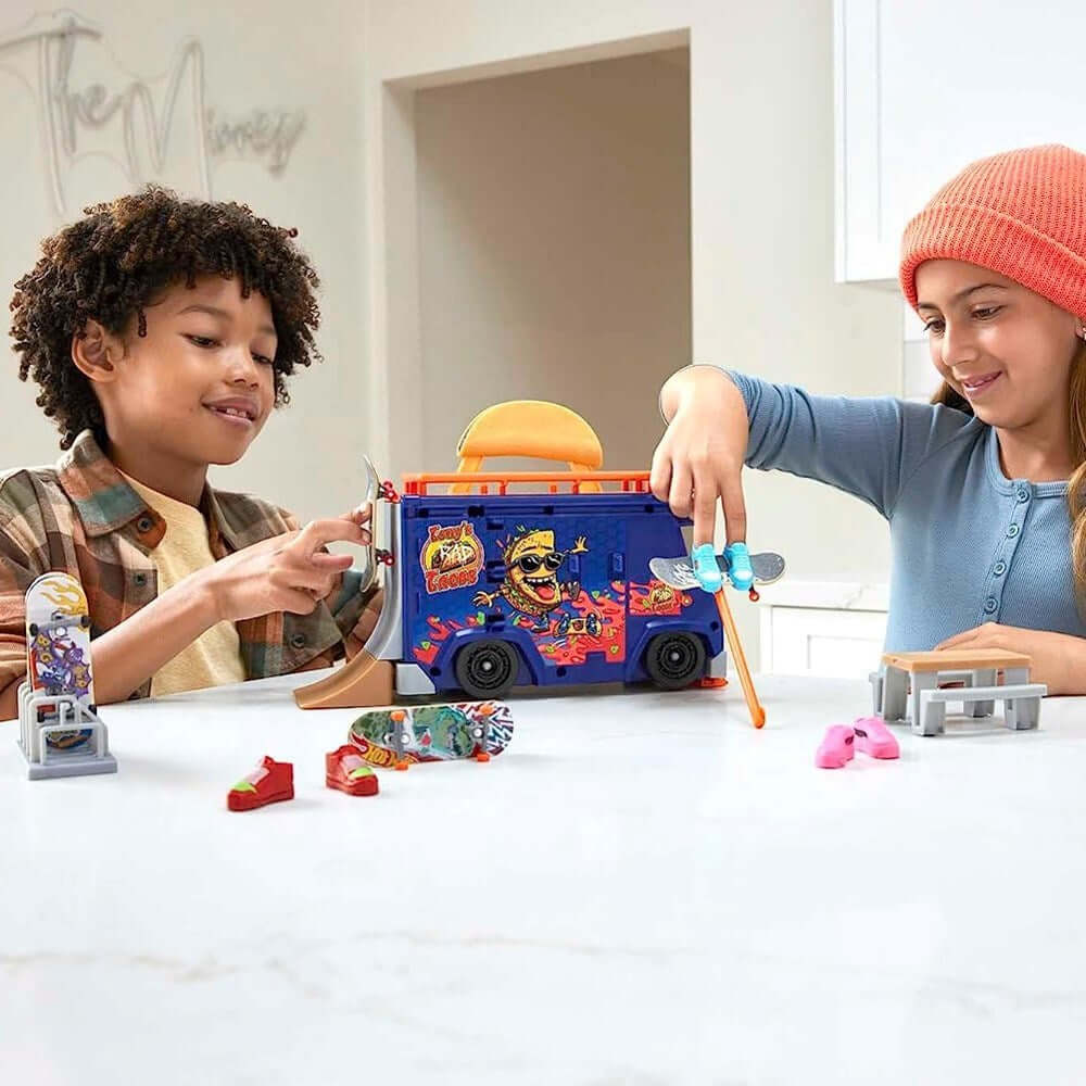 Hot Wheels Skate Taco Arabası Oyun Seti