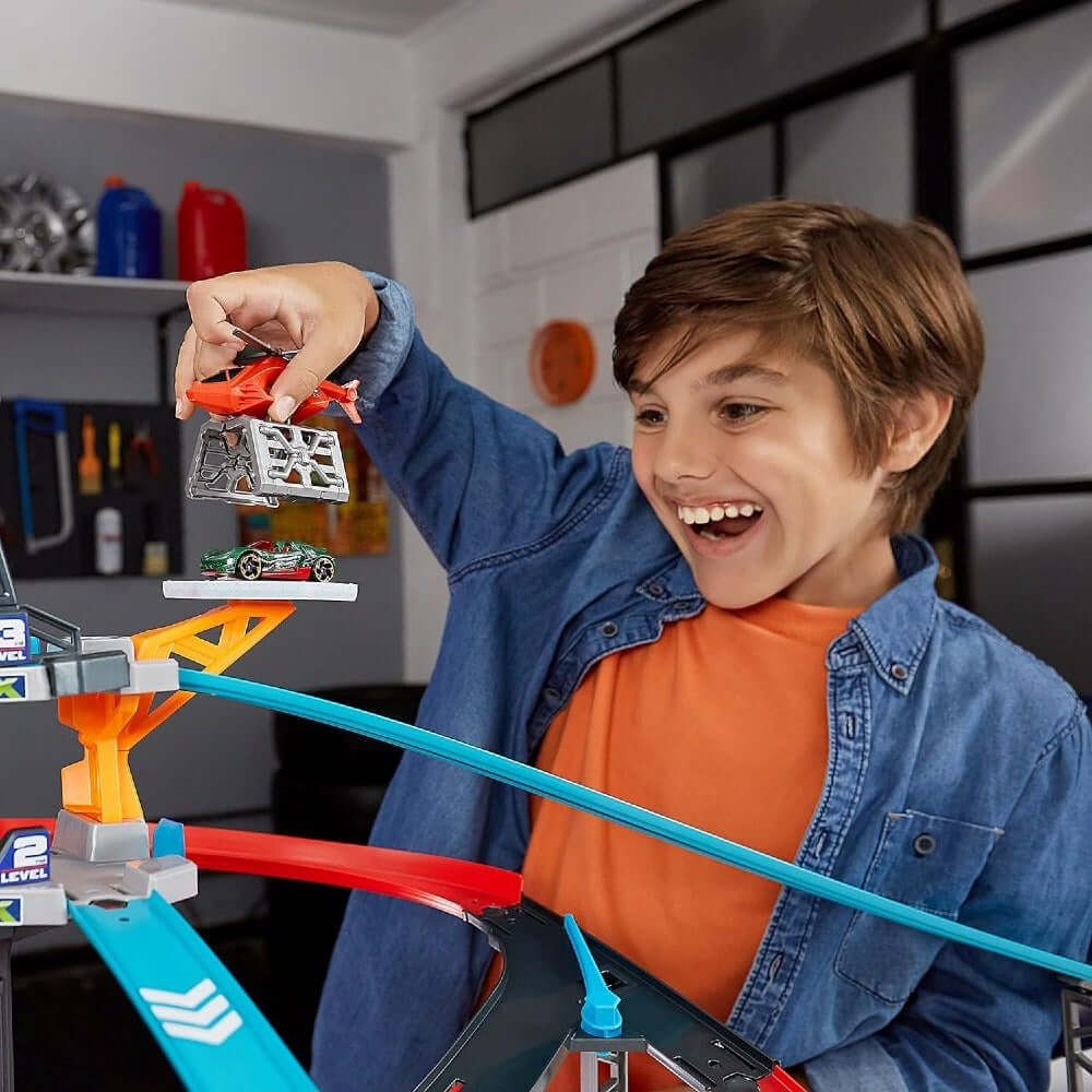 Metal Machines S1 Gorilla Dev Garaj Oyun Seti