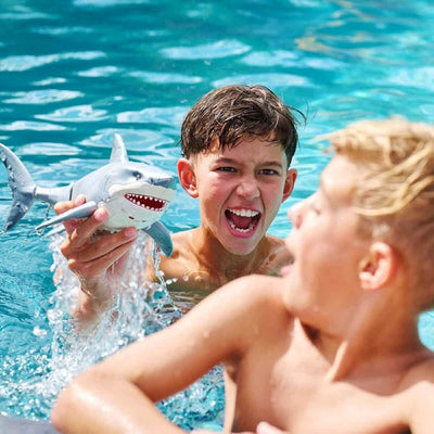 Robo Alive Yüzen Işıklı Robot Köpek Balığı 37 Cm RBV01000