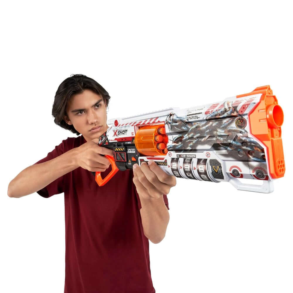 X Shot Skins Lock Blaster 16 Mermili Sünger Dart Atan Silah