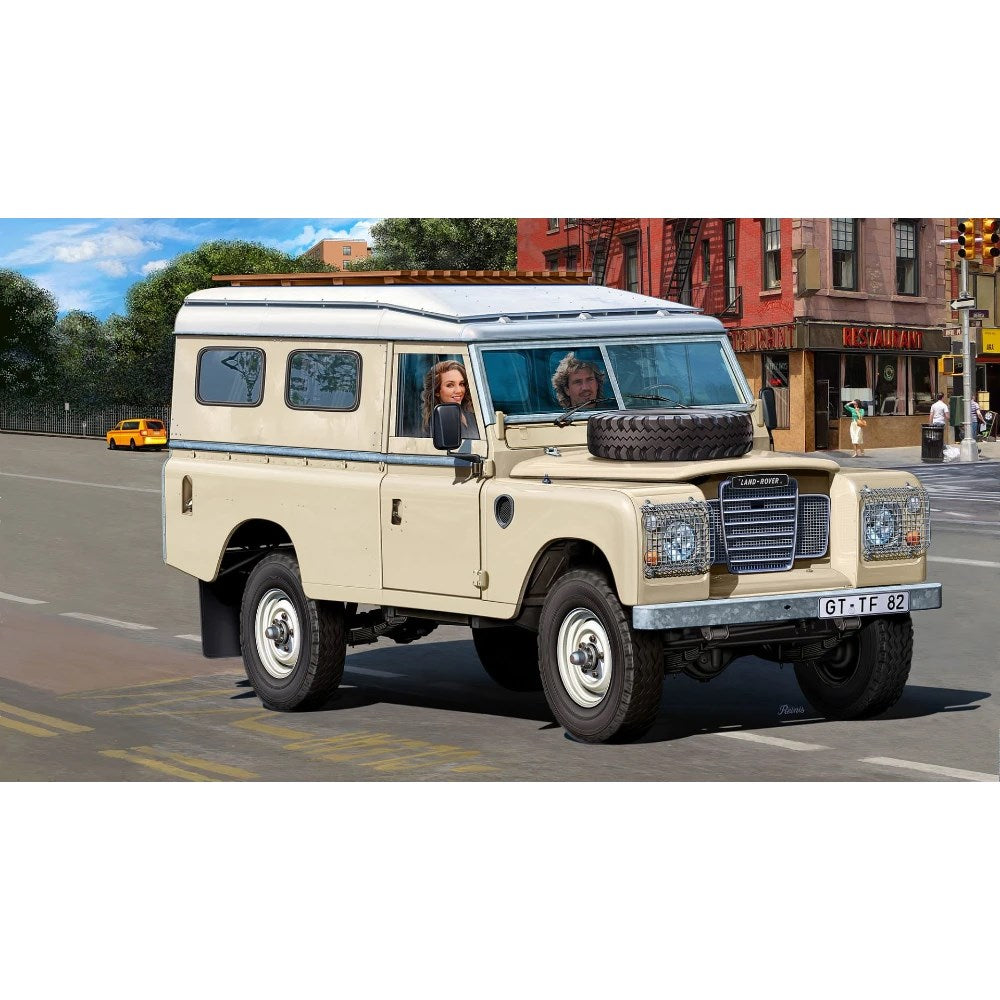 Revell 1:24 Land Rover Series III LWB VBA67056
