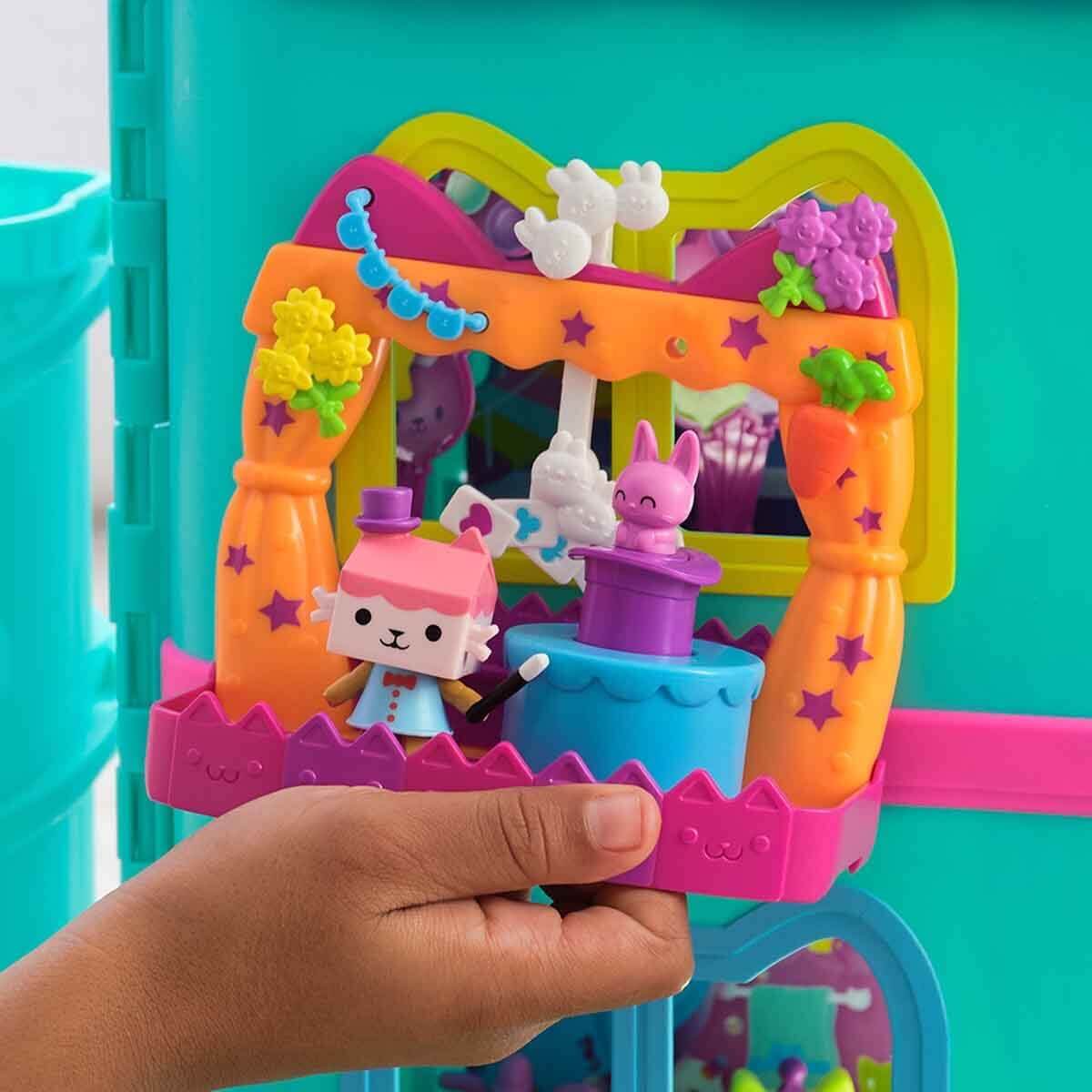 Gabby's Dollhouse Balkon Oyun Seti Baby Box Cat'S Talent