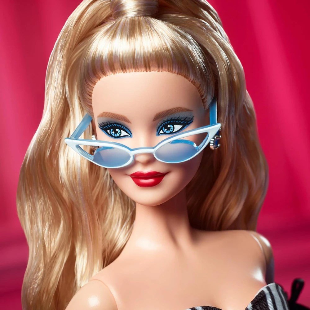 Barbie Mavi Safir 65. Yıl Dönümü Bebeği - Roket Oyuncak