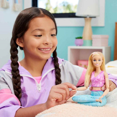 Barbie Sonsuz Hareket Bebeği - Roket Oyuncak