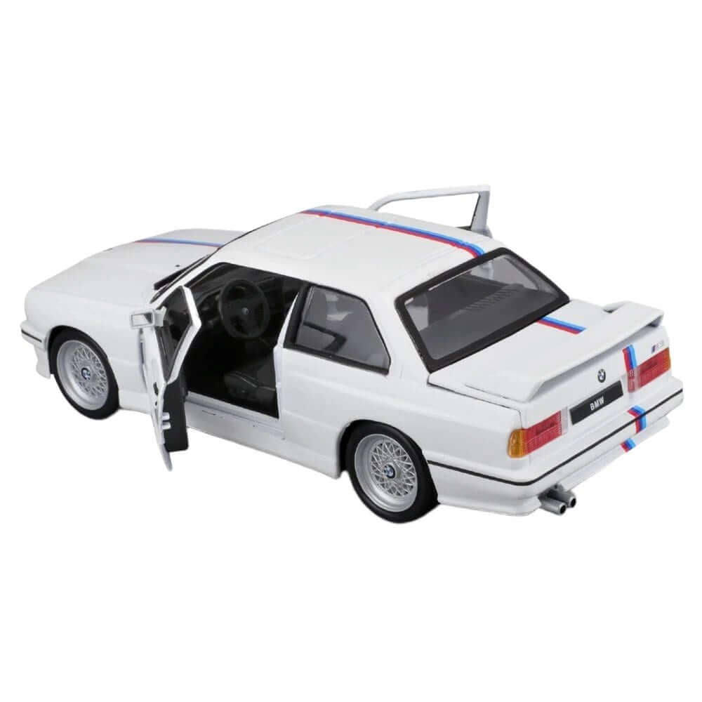 Bburago Model Araç Bmw M3 E30 1988 Beyaz - Roket Oyuncak
