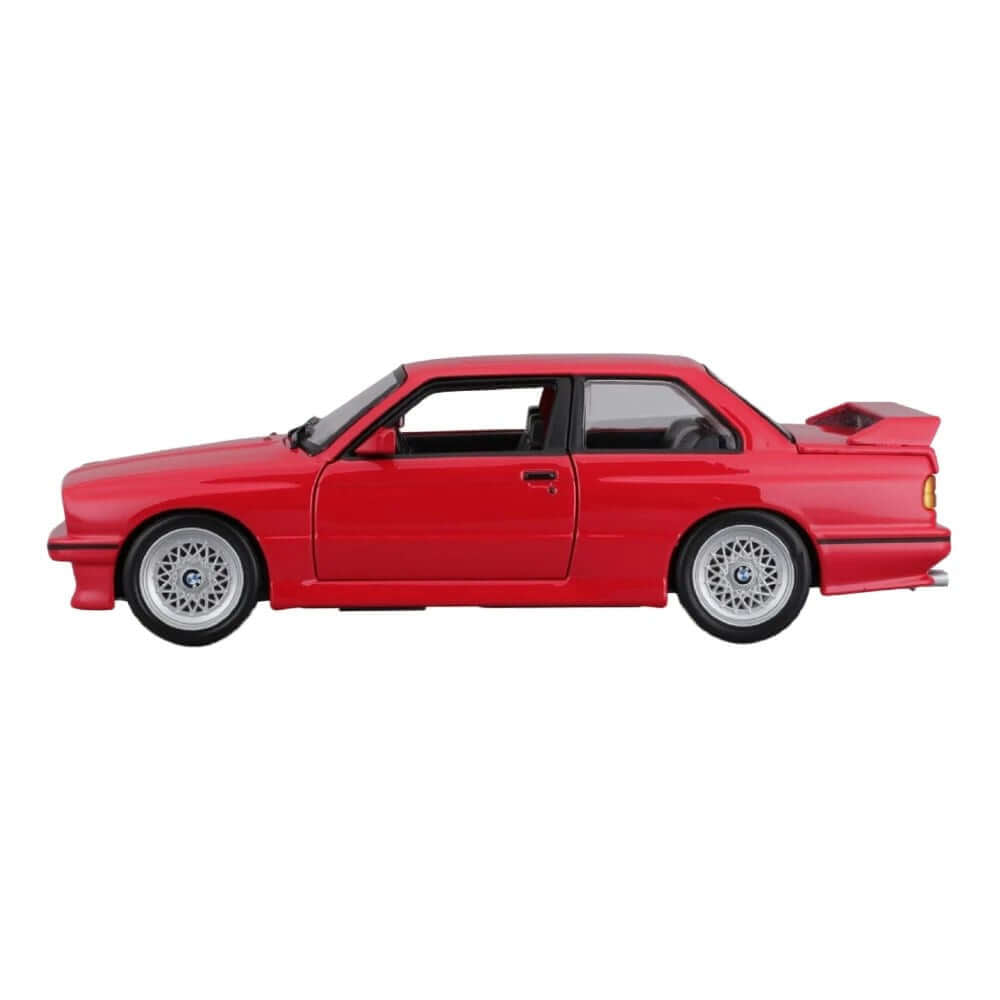 Bburago Model Araç Bmw M3 E30 1988 Kırmızı - Roket Oyuncak