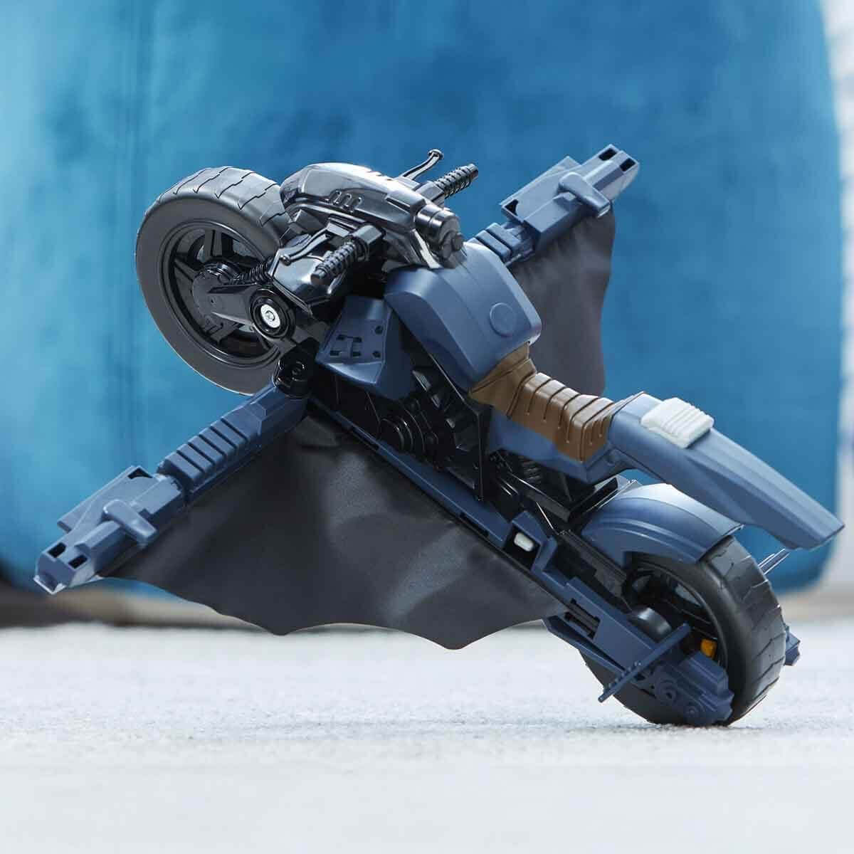 DC Comics Batman Adventures Dönüşebilen Batcycle - Roket Oyuncak