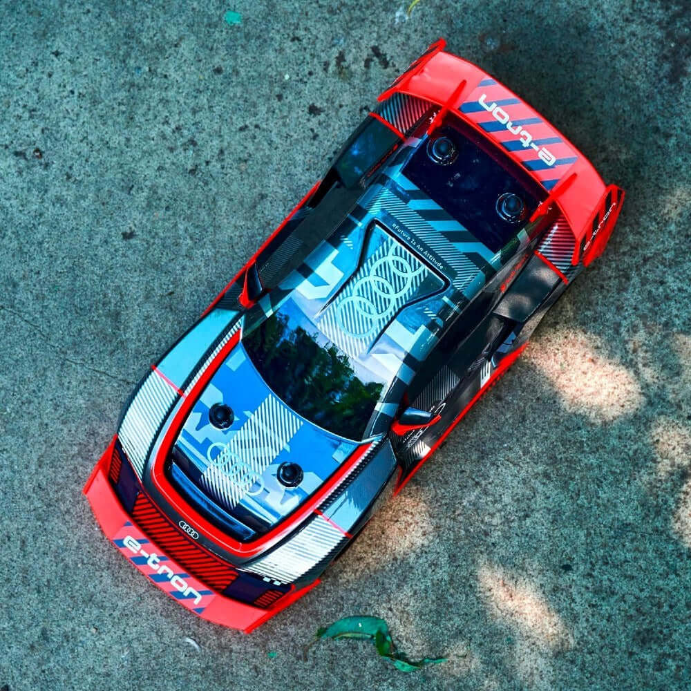 Dickie Audi S1 E - Tron Quattro Drift Uzaktan Kumandalı Araba - Roket Oyuncak
