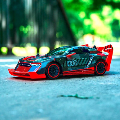 Dickie Audi S1 E - Tron Quattro Drift Uzaktan Kumandalı Araba - Roket Oyuncak