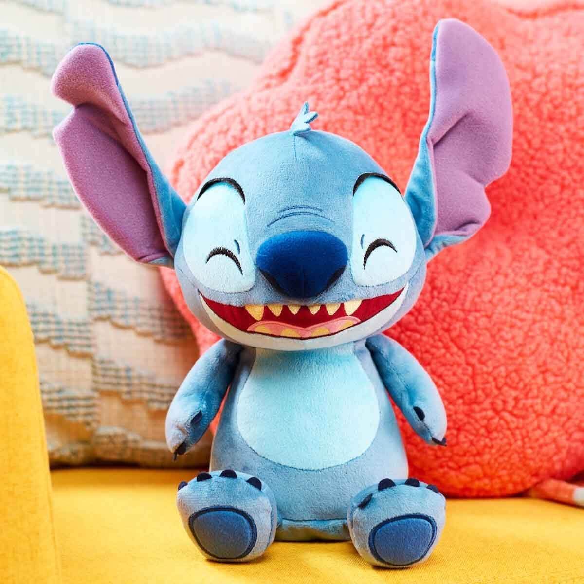 Disney Stitch Sesli Kıkırdayan Peluş 33 Cm TTC35000 - Roket Oyuncak