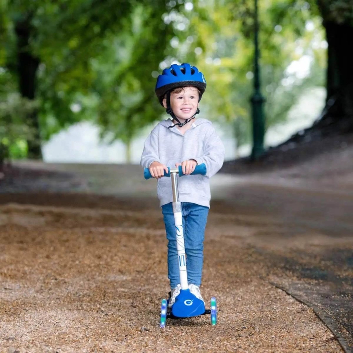 Evo Işıklı 3 Tekerlekli Mavi Scooter - Roket Oyuncak