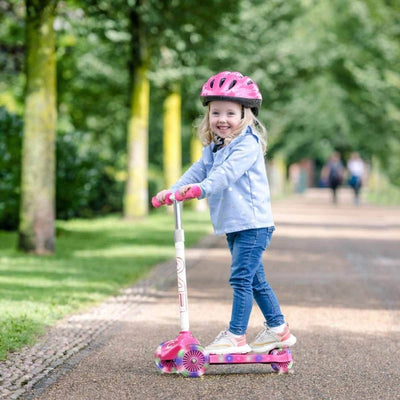 Evo Işıklı 3 Tekerlekli Pembe Scooter 58 - 68 cm Ayarlanabilir Gidon, 50 kg Taşıma Kapasiteli, LED Tekerlekli ve Ergonomik Çocuk Scooterı - Roket Oyuncak