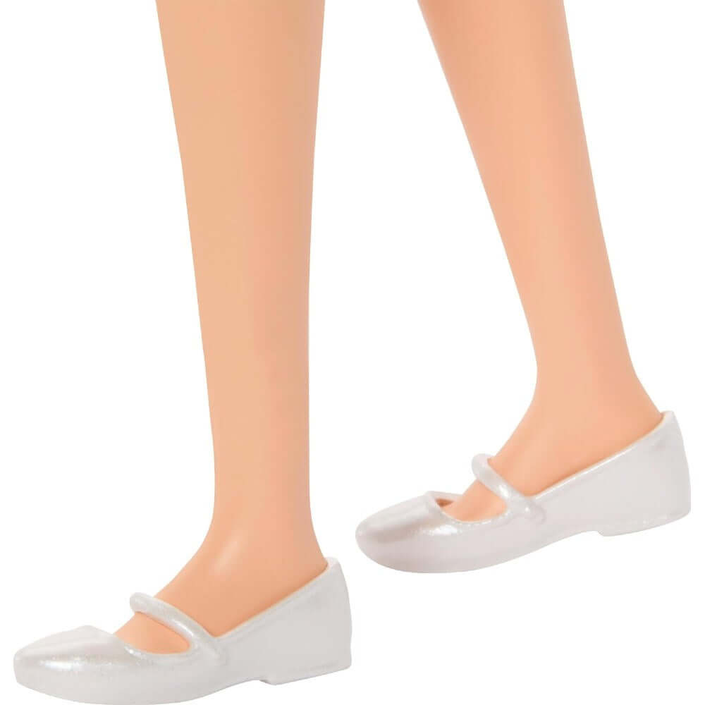 Barbie Fashionistas Büyüleyici Parti Bebekleri HRH21