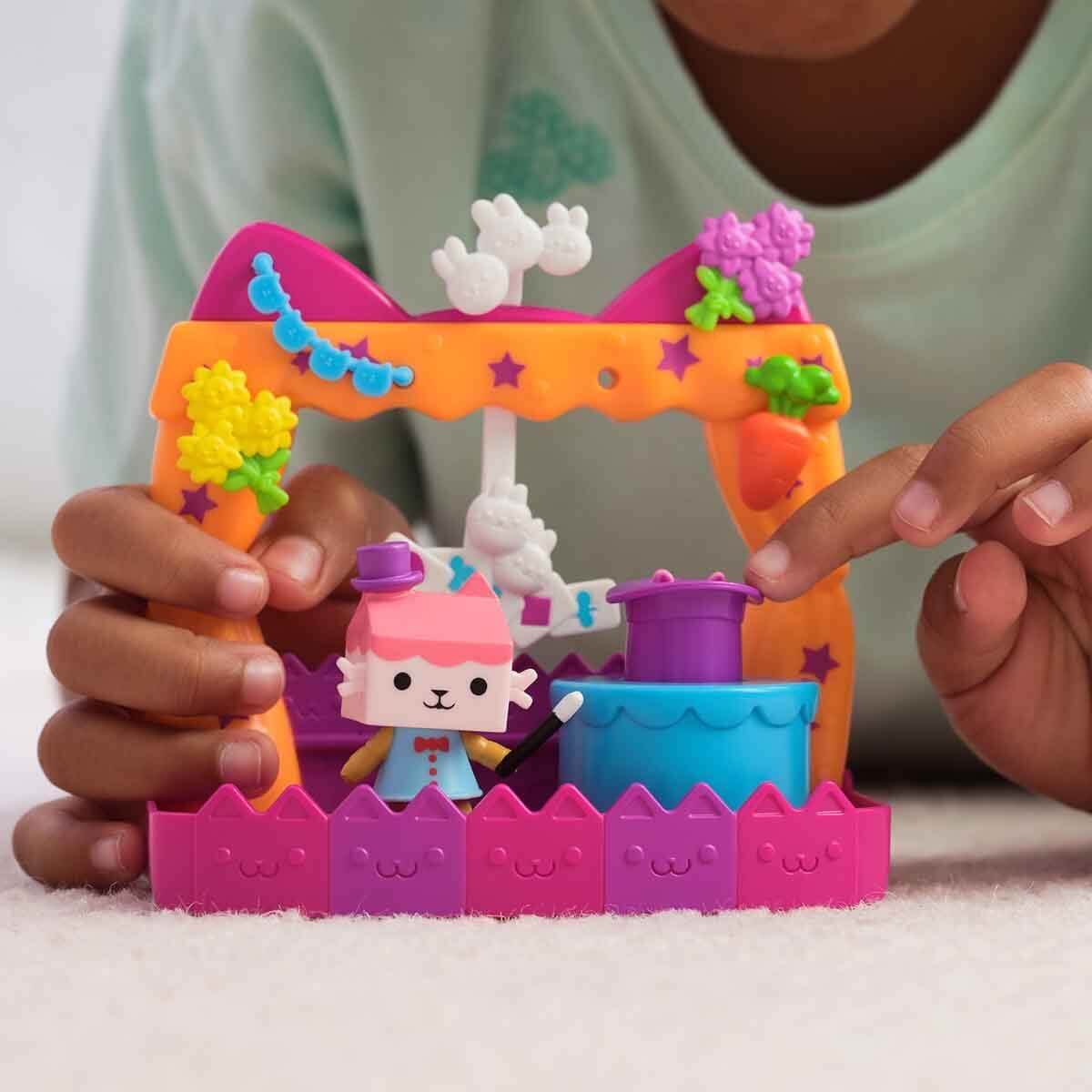 Gabby's Dollhouse Balkon Oyun Seti Baby Box Cat'S Talent