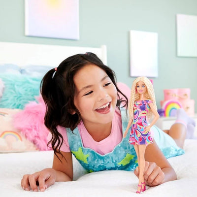 Barbie Fashionistas Büyüleyici Parti Bebekleri HRH20