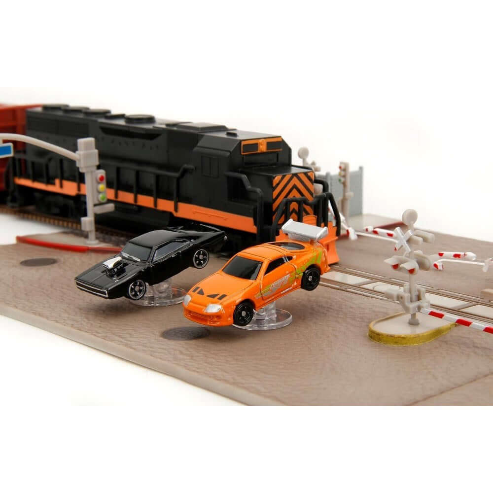 Fast & Furious Nano Tren Sahnesi Diorama Final Race - Roket Oyuncak