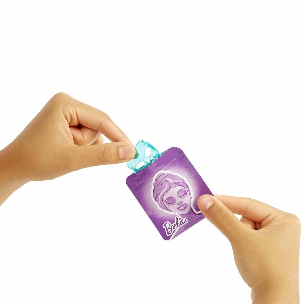 Barbie Işıltı Dolu Spa Günü Oyun Seti