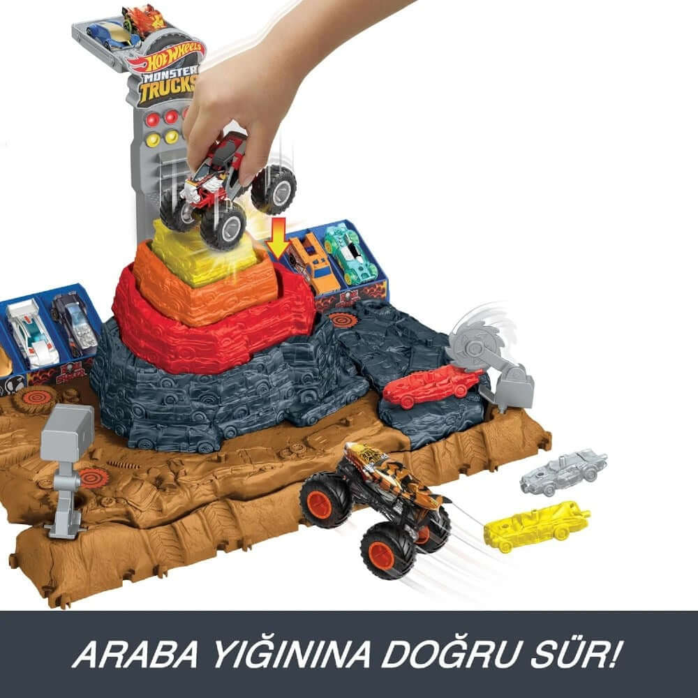 Hot Wheels Monster Trucks Muhteşem Çarpışma Arenası HNB96 - Roket Oyuncak