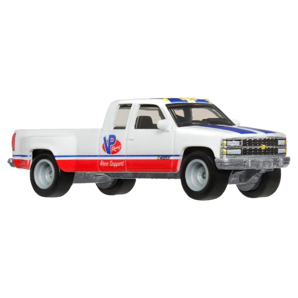 Hot Wheels Premium Team Transport '63 Chevy Nova & '88 Chevy Silverado 3500 - Roket Oyuncak