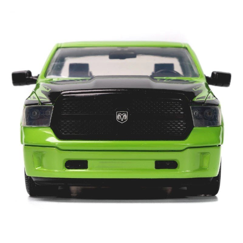 Jada 1:24 Marvel Hulk 2014 RAM 1500 Model Aracı ve Figür - Roket Oyuncak