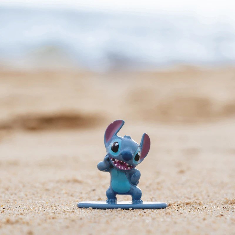 Jada 1:32 Lilo And Stitch 1959 VW Beetle Model Aracı ve Figür - Roket Oyuncak