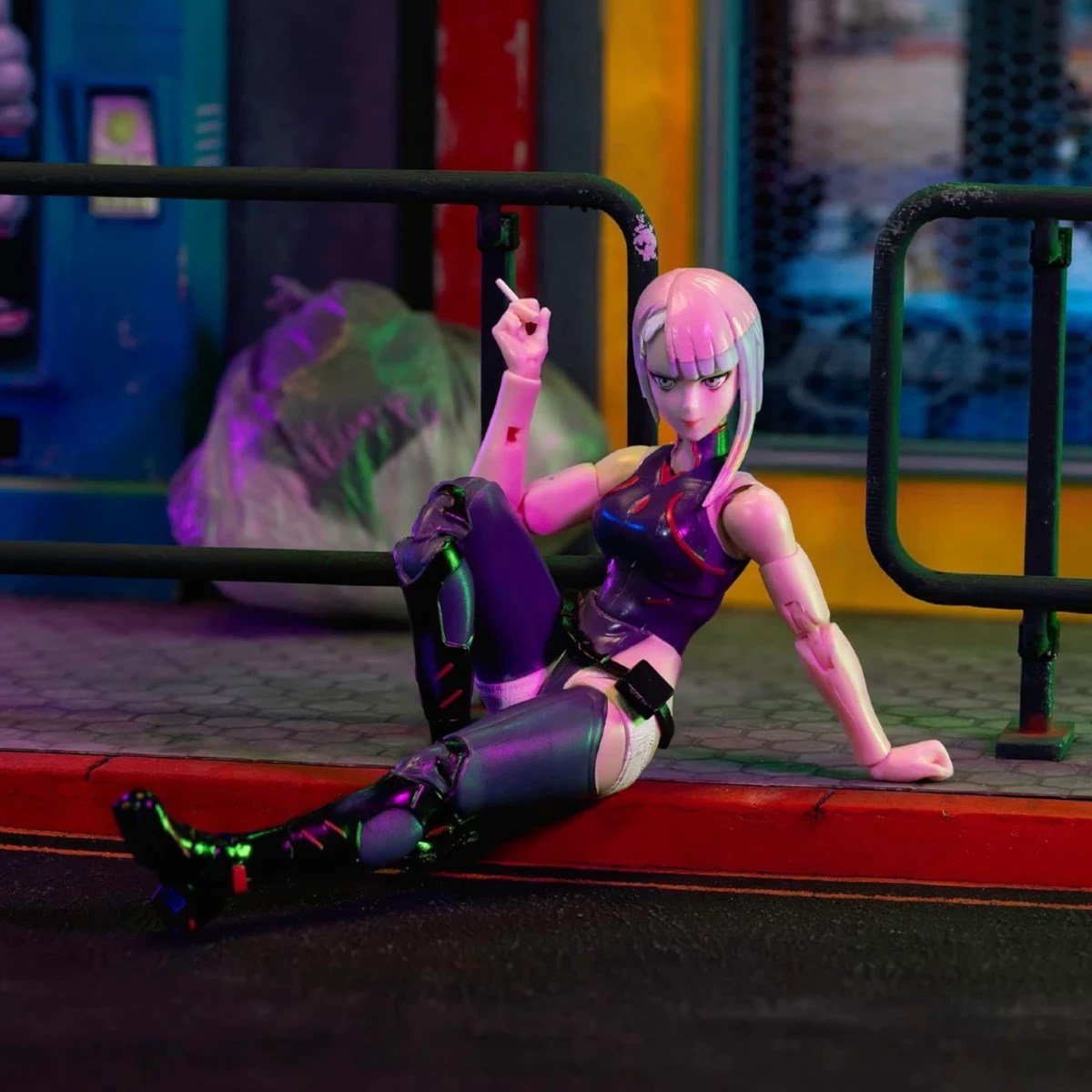 Jada Cyberpunk 2077 Edgerunners Lucy Figürü - Roket Oyuncak