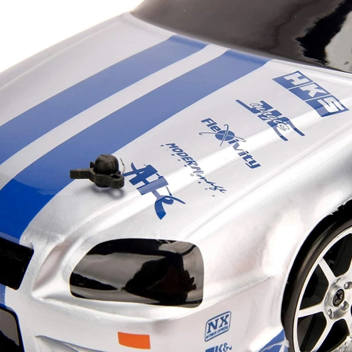 Jada Fast & Furious 2002 Skyline Uzaktan Kumandalı Drift Arabası - Roket Oyuncak