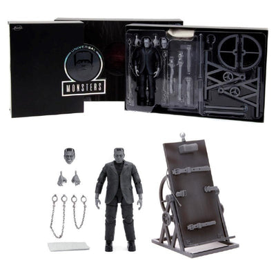 Jada Frankenstein Deluxe Next Level Figure Siyah - Beyaz Sınırlı Seri, Fonksiyonel Operasyon Masası ve Aksesuarlı 90. Yıl Özel Koleksiyon Seti - Roket Oyuncak