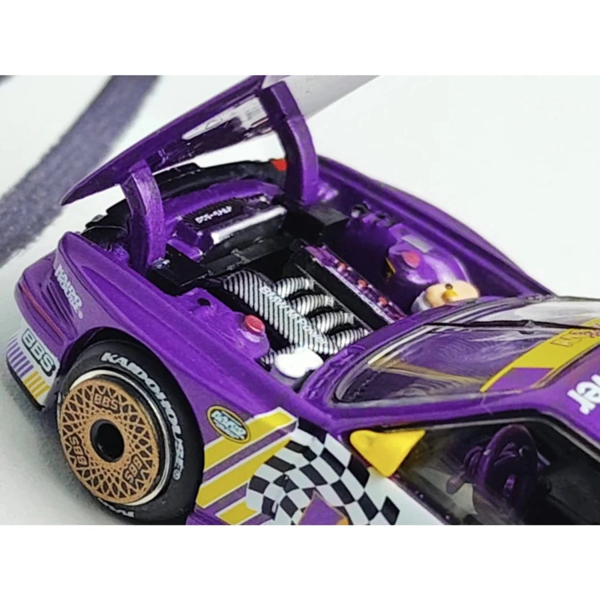 Kaido House x Mini GT BMW E30 M3 Kaido KW V1 - 1:64 Die - cast Model - Roket Oyuncak
