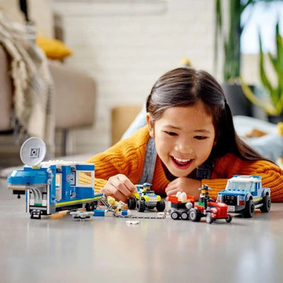 LEGO City Polis Mobil Komuta Kamyonu 60315 - 6 Yaş ve Üzeri Çocuklar için Polis Oyuncağı Yapım Seti (436 Parça) - Roket Oyuncak