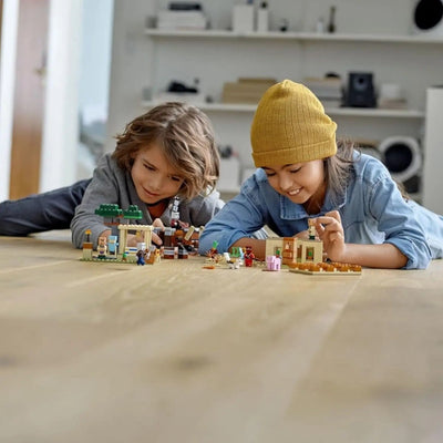 LEGO Minecraft Illager Saldırısı 21160 - Minecraft Oynamayı Seven Yaratıcı Çocuklar için Oyuncak Yapım Seti (562 Parça) - Roket Oyuncak