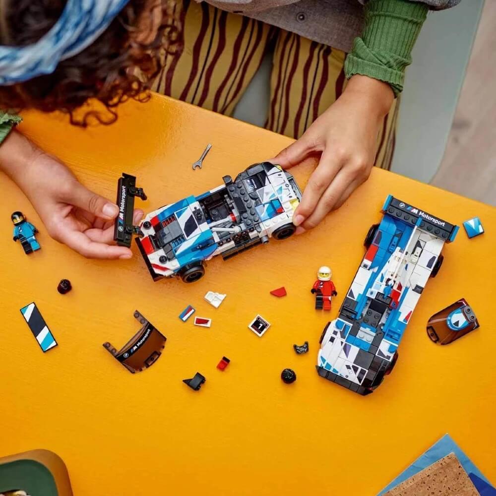 LEGO Speed Champions BMW M4 GT3 & BMW M Hybrid V8 76922 - Roket Oyuncak