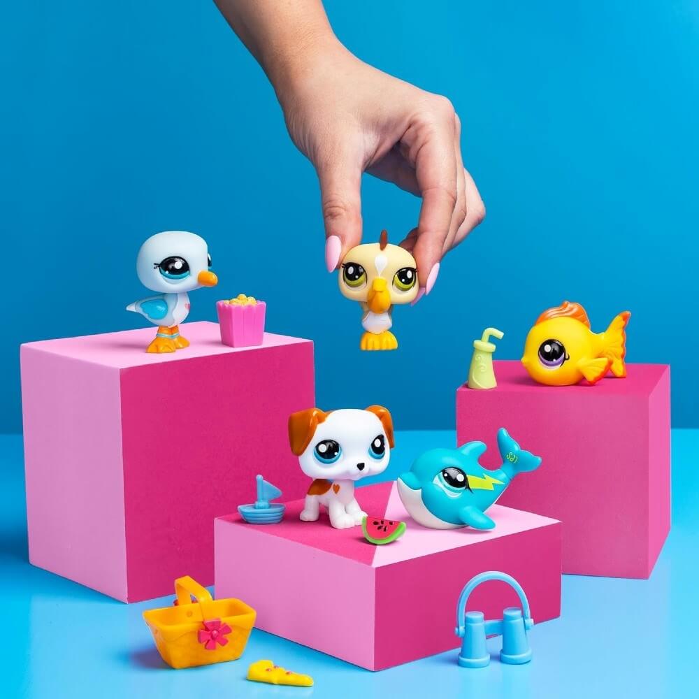 Littlest Pet Shop Minişler 5 li Figür Seti S1 Minişler Tatilde - Roket Oyuncak