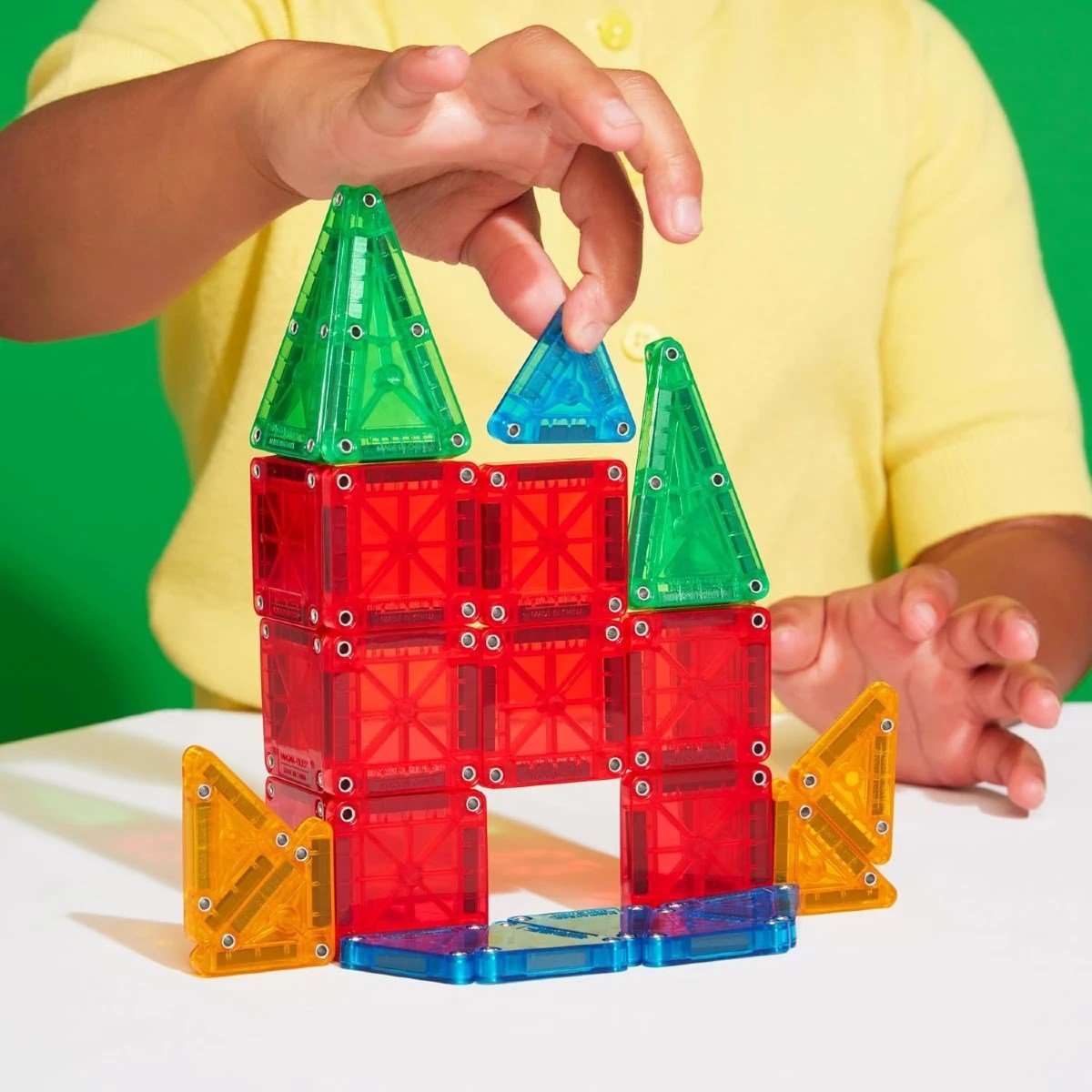 MAGNA-TILES Travel Seyahat Seti Manyetik Bloklar 26 Parçalı microMAGS Taşınabilir Geometrik Yapım Seti - Roket Oyuncak