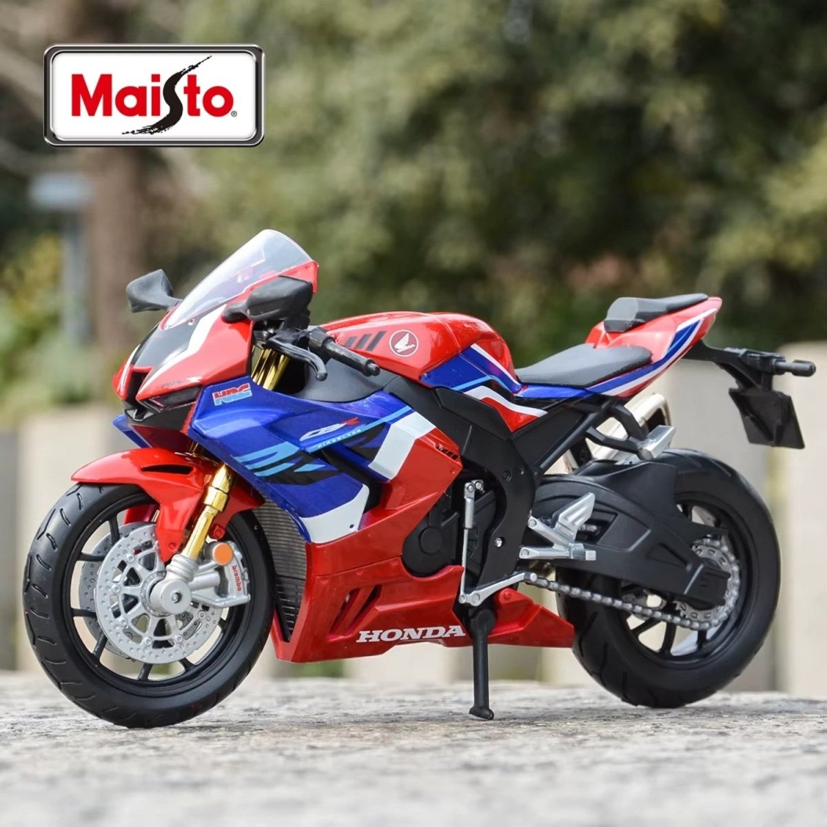 Maisto Special Edition CBR1000RR - R Fireblade SP 1:18 Ölçekli, Die - Cast Motosiklet Metal Gövdeli, Detaylı İşçilik ve Sergileme Standlı Koleksiyonluk Model - Roket Oyuncak